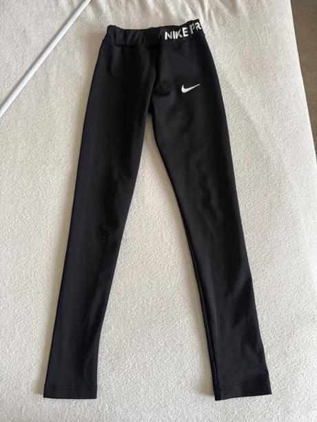 Leginy ceny s postou, nike,146