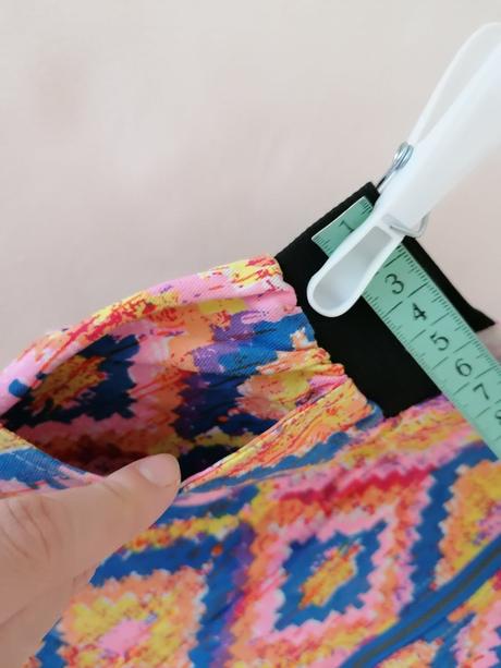 Sukňa so zipsom vpredu, m