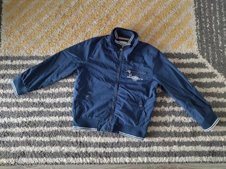 Prechodná tenká bunda, 122