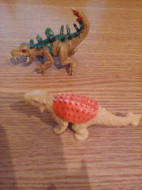 Dinosaury 2ks, 