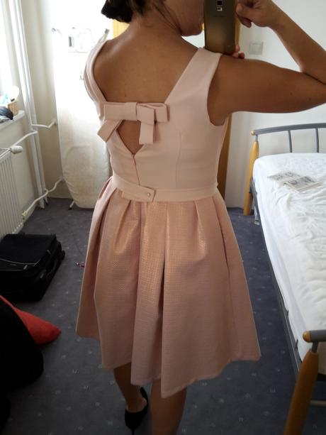 Spolocenske saty c.40 - 42 nenosene, 42