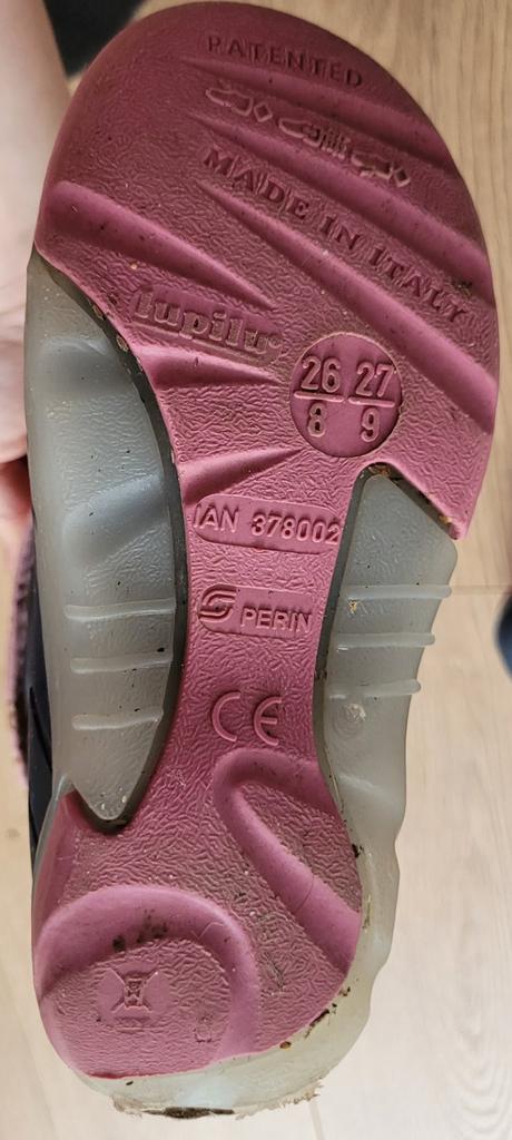 Blikajúce gumáky, lupilu,26