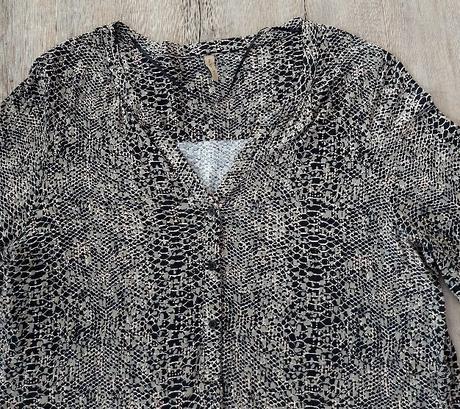 Šaty s haďou potlačou, xl