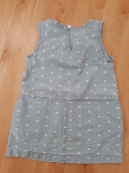 Bodkované šatočky, 86