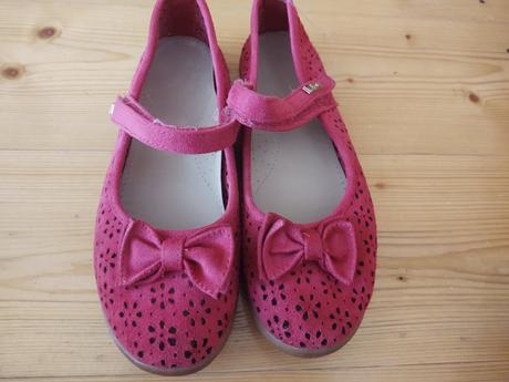Ružové topánky, 34