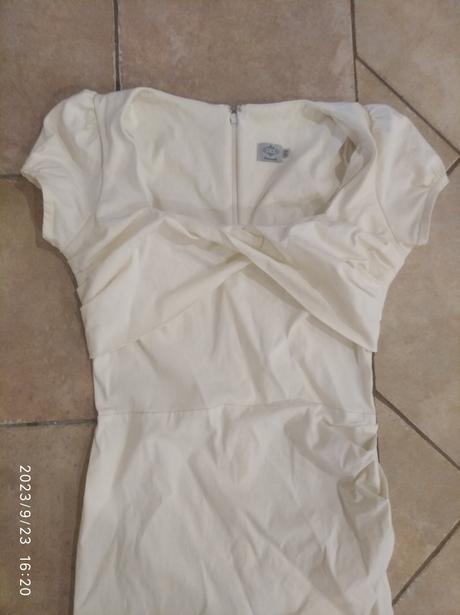 Krasne elegantné midi saty, m