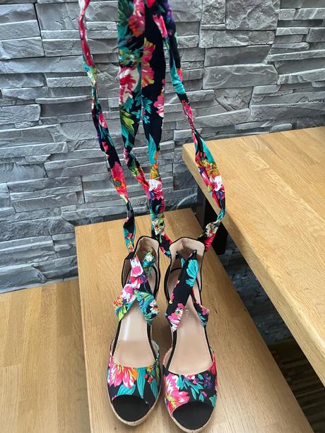 Ovinovacie sandalky tina & co, 40