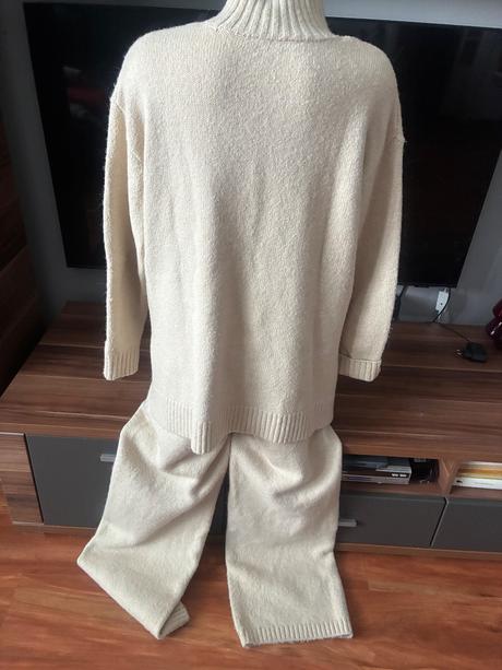 Tepla vlnena suprava. zara, zara,m