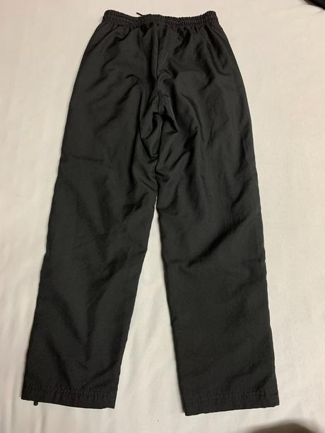 Športové nohavice, 152