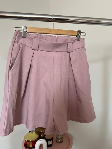 Dámske kratasy / šortky, 