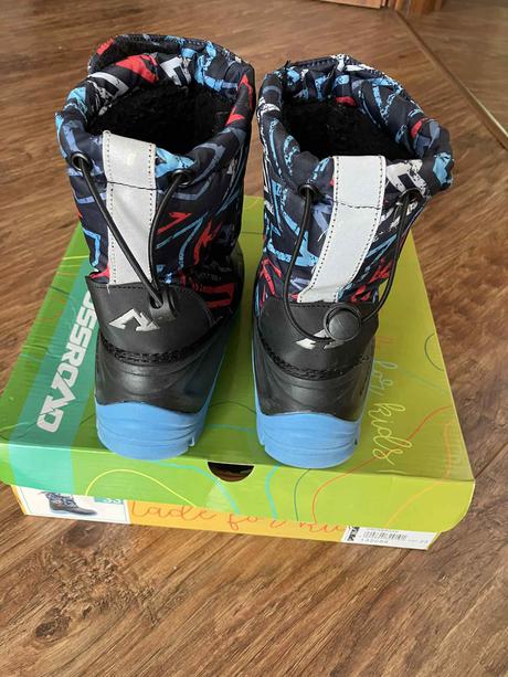 Predám snehule, 33, 33