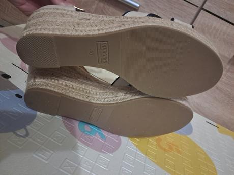 Sandále na platforme dockers 40, 40