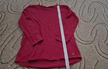 Červené tričko, zara,122