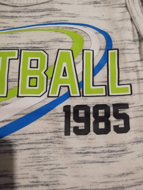 Tielko+kraťasy v super stave, 98