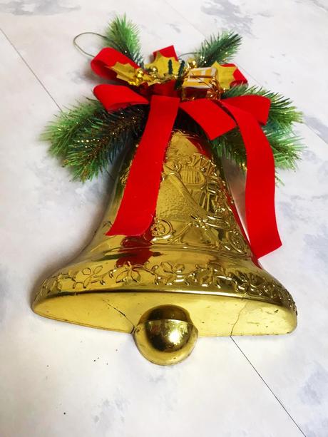 Zvon na dvere/kozub, 