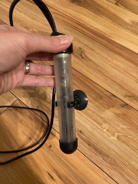 Akvárium s výbavou, 