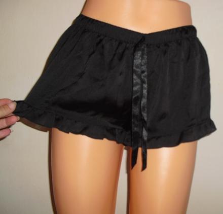 Krataskove volanikove nohavicky, h&m,s