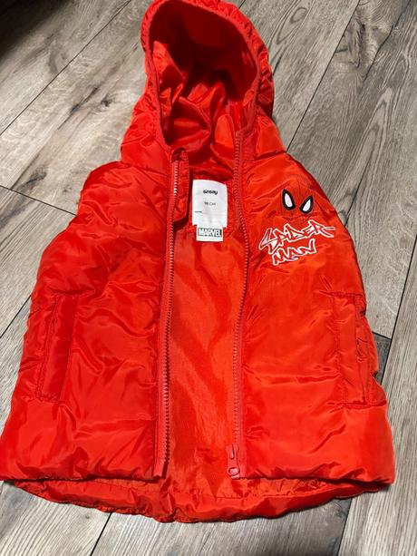 Vesta spiderman 98, sinsay,98