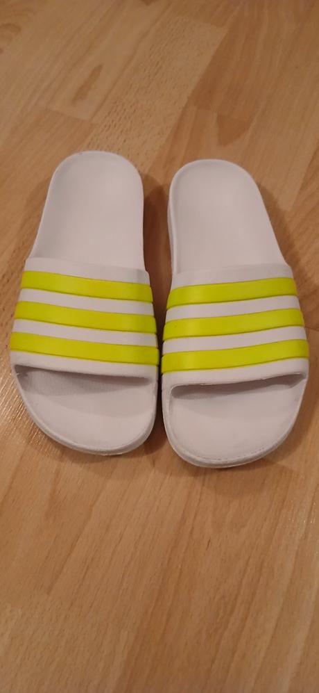 Šlapky adidas, adidas,36