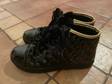 Bata jesenne kotnikove topanky, baťa,37