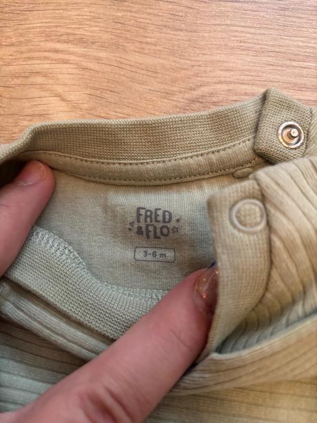 Tričká s dlhým rukávom, 68