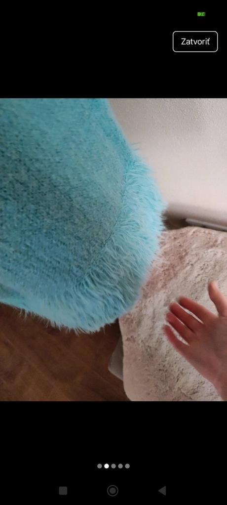 Dámska svetrikova vesta, 