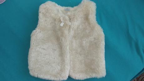 Bundička vestička bez rukáva, f&f,80