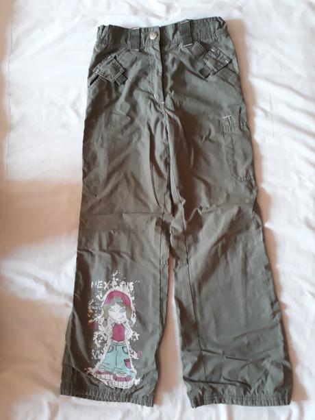 Posšité nohavice, 128