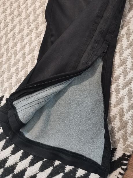 Zateplené športové nohavice, adidas,34