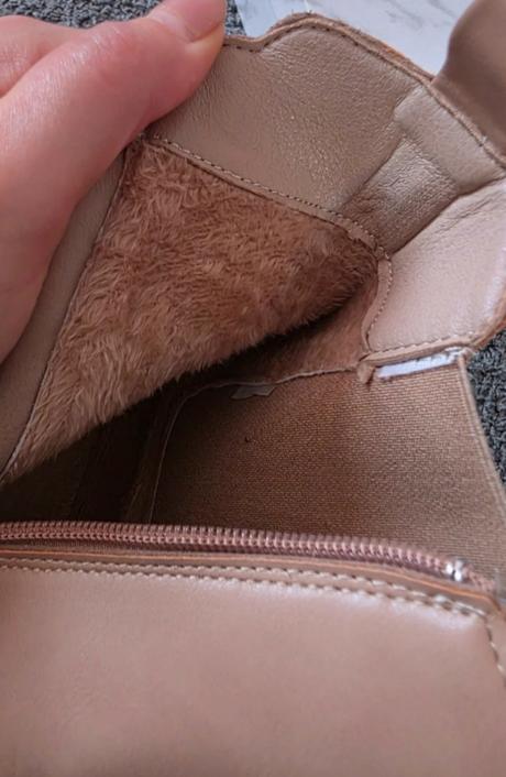 Členkove čižmy, 39