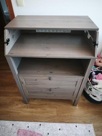 Prebaľovací pult ikea,