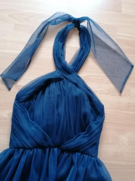 Spoločné šaty, 38