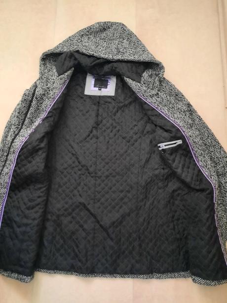 Dámsky kabát s kapucňou, 36