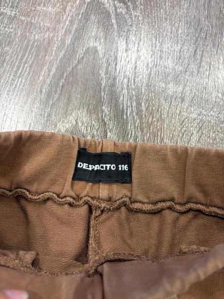 Despacito štylove teplaky s patentom č.116, 116