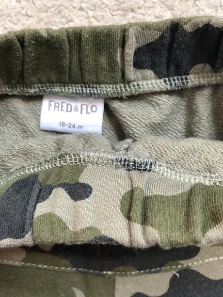 Kratasy f&f - 2ks - super stav, f&f,92