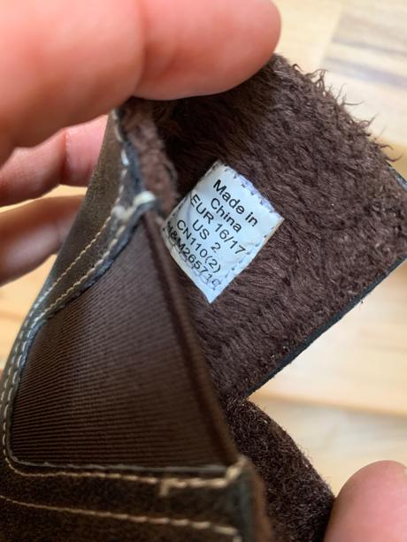 Kožené capacky 6-12, <17