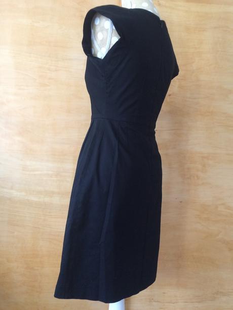 Bally, klasicke cierne saty, veľ. 36, s