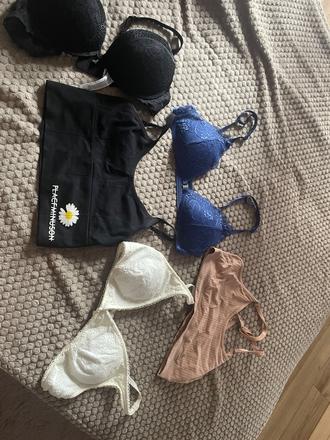 Podprsenky, sinsay,75c