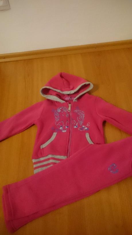 Detska teplákova suprava , 86