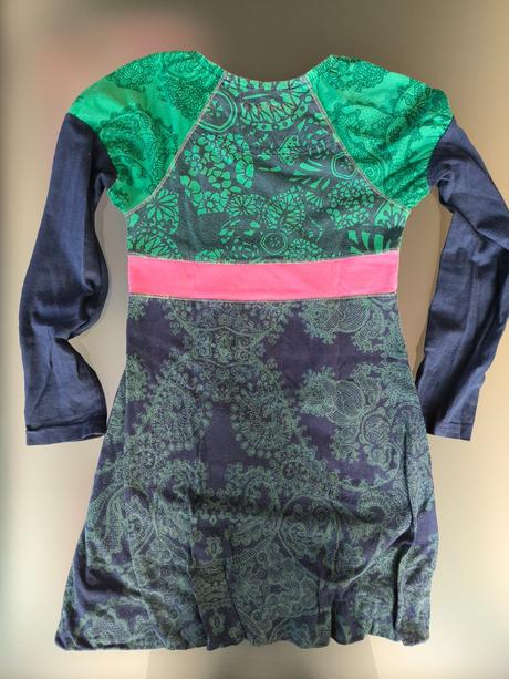 Šaty 9/10 rokov, desigual,134