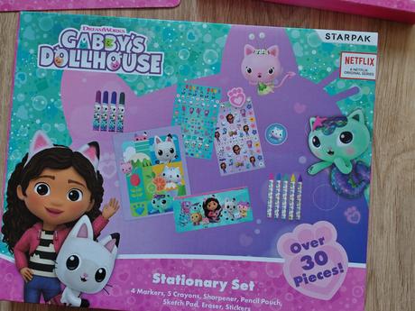 Balík vecičiek gabbys dollhouse,