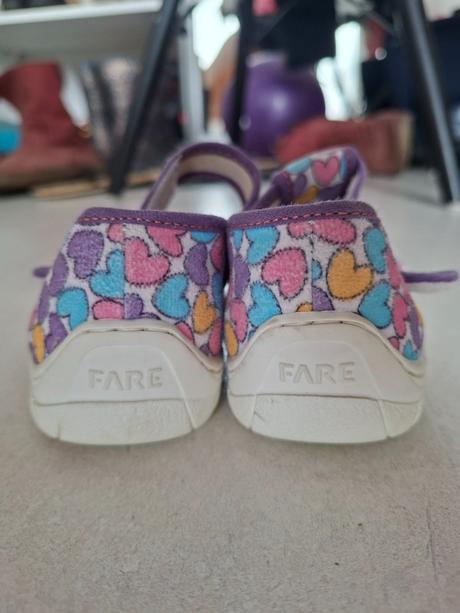 Papucky fare bare, fare,28