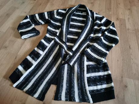 Predĺžený svetrik, m