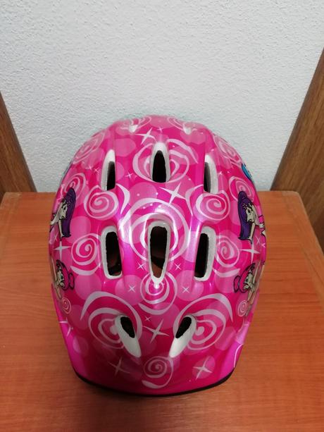 Cyklistická prilba, m