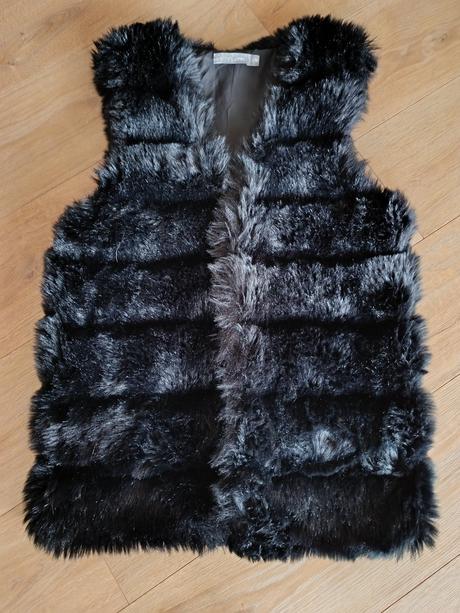 Kožušinová vesta čierna, uni, paráádna,
