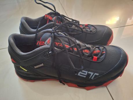 Botasky raz obuté, 42