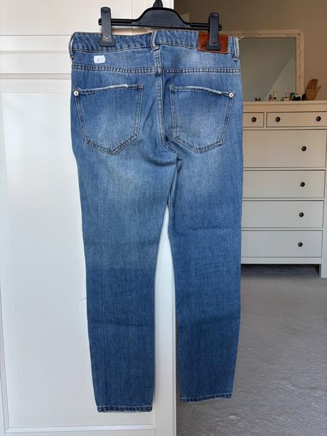 Mango girlfriend, mango,34