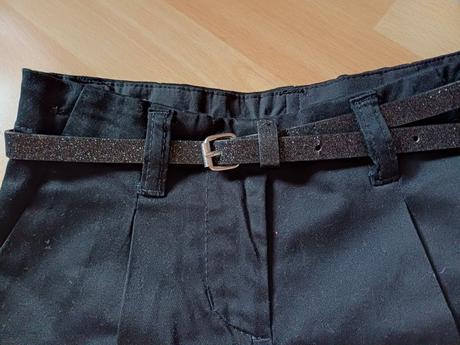 Elegantné šortky s trblietavým opaskom, next,110