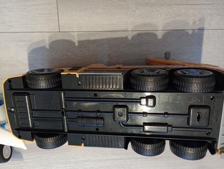 Auto na triedenie odpadu,