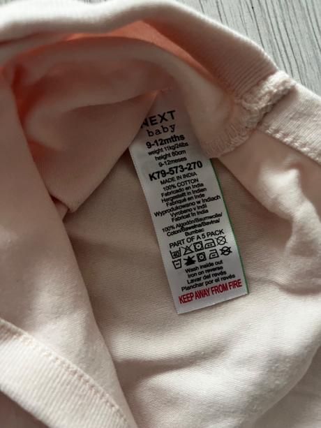 Vzorované tielkove body, next,80